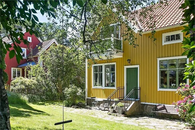 Villa In Gothenburg 7 Minutes To Town And Liseberg